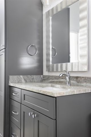 1120 Omega Ave 1, Austin, TX 78721