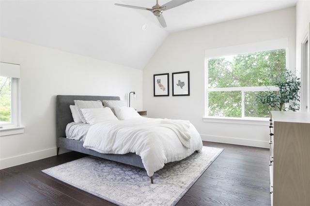 1120 Omega Ave 1, Austin, TX 78721