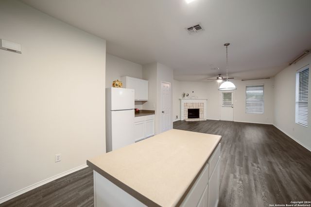 27110 Saddlefoot Way, San Antonio, TX 78260