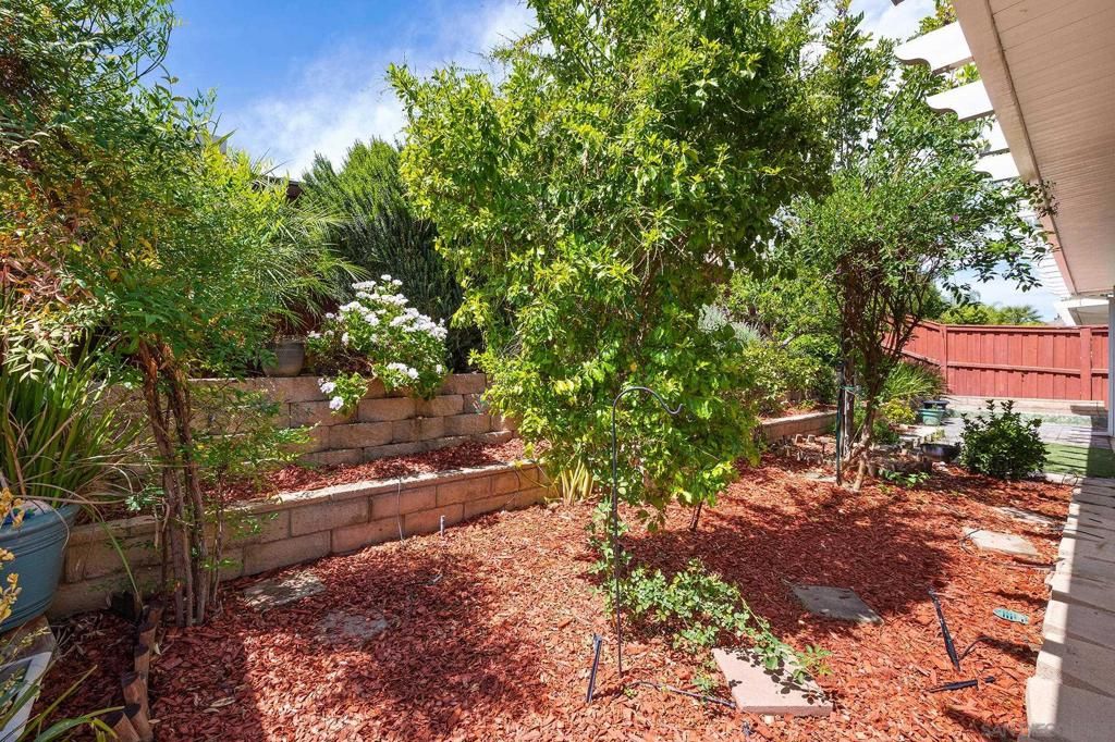 Image 15 of property listing at 379 Bjorn Ct, Hemet, CA 92545