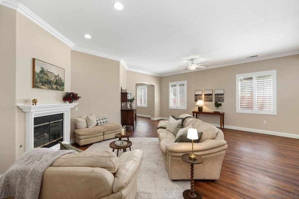 Image 4 of property listing at 379 Bjorn Ct, Hemet, CA 92545