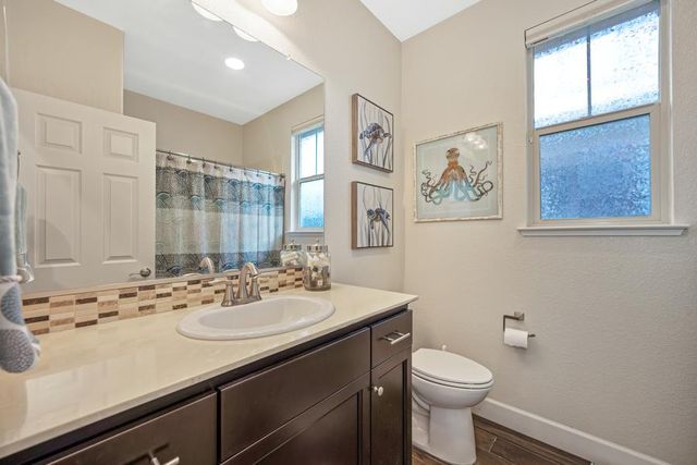 4668 Lue Ln, Carmichael, CA 95608