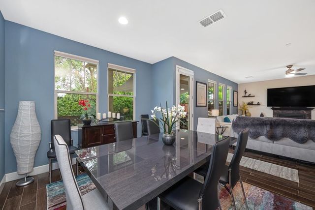 4668 Lue Ln, Carmichael, CA 95608