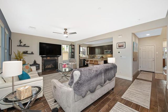 4668 Lue Ln, Carmichael, CA 95608