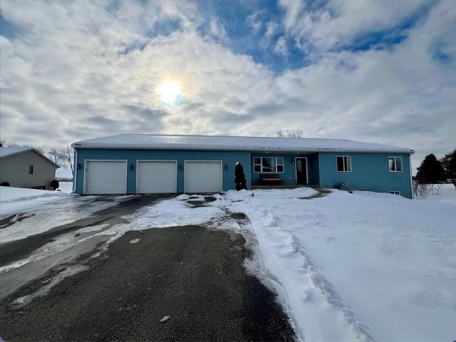 5628 E Eagle Drive, Milton, WI 53563