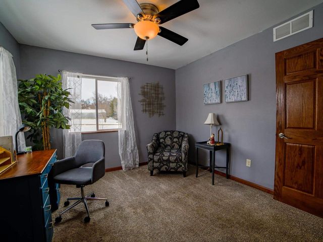 5628 E Eagle Drive, Milton, WI 53563