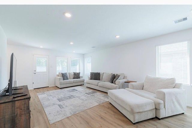 3343 Avary River Lane, Richmond, TX 77406