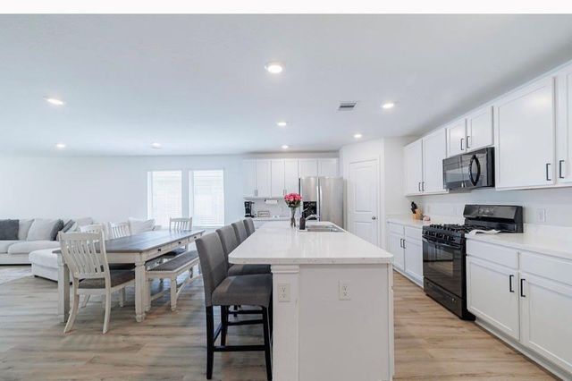 3343 Avary River Lane, Richmond, TX 77406