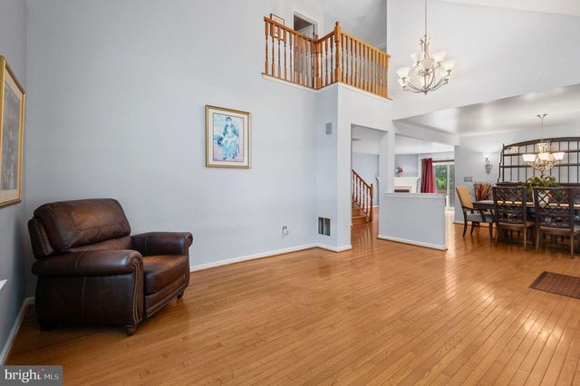 123 SHOAL CREEK DR, Blue Bell, PA 19422
