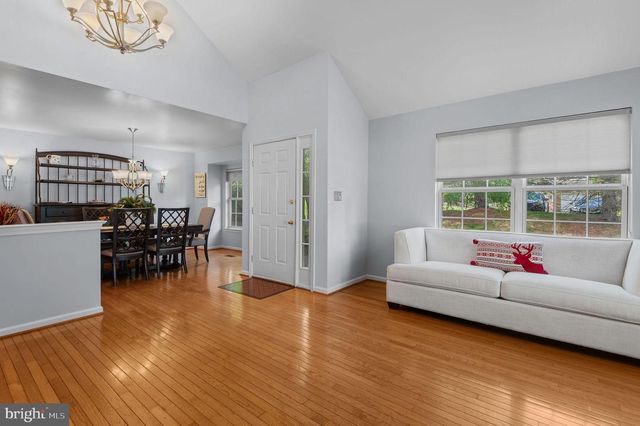 123 SHOAL CREEK DR, Blue Bell, PA 19422