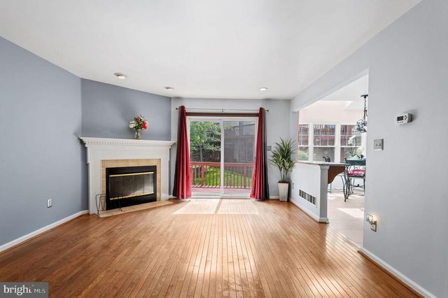 123 SHOAL CREEK DR, Blue Bell, PA 19422