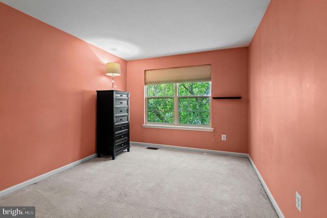 123 SHOAL CREEK DR, Blue Bell, PA 19422