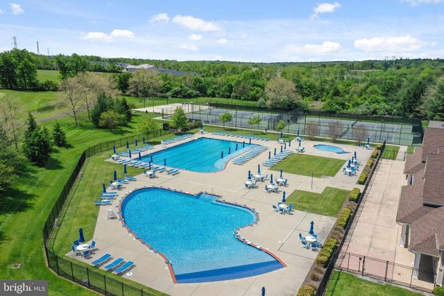 123 SHOAL CREEK DR, Blue Bell, PA 19422