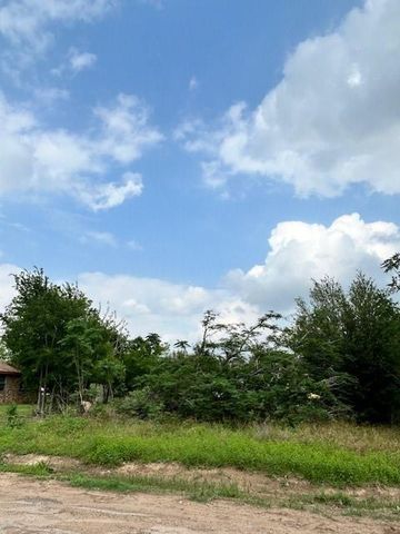 150 Saint Barbe Street, Hempstead, TX 77445