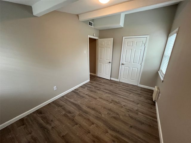 718 E Daugherty Drive, Garland, TX 75041