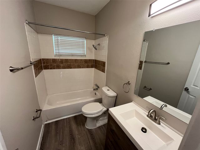 718 E Daugherty Drive, Garland, TX 75041