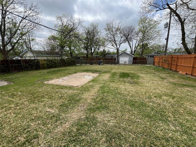 718 E Daugherty Drive, Garland, TX 75041