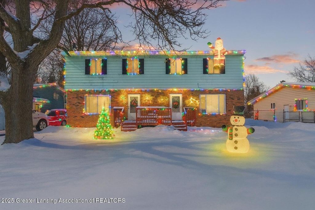 4114 Burchfield Drive, Lansing, MI 48910