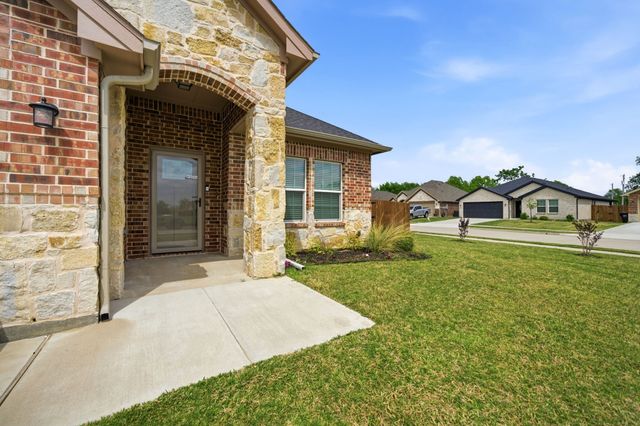 602 Moseley Lane, Greenville, TX 75402