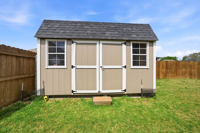 602 Moseley Lane, Greenville, TX 75402