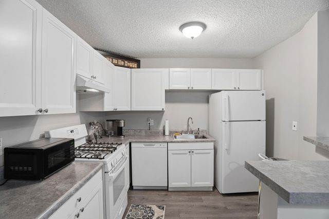 7248 72nd Lane N, Brooklyn Park, MN 55428