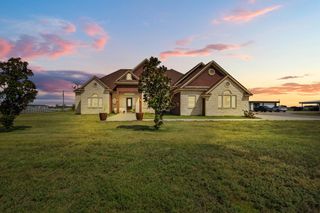 1050 Fm 619 RD, Taylor, TX 76574