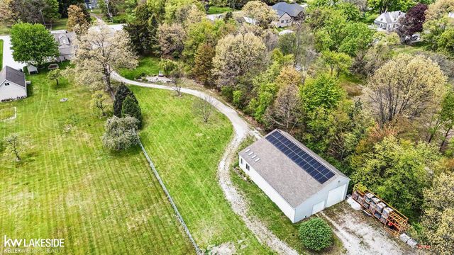 46502 Woodall Road, Shelby Twp, MI 48317