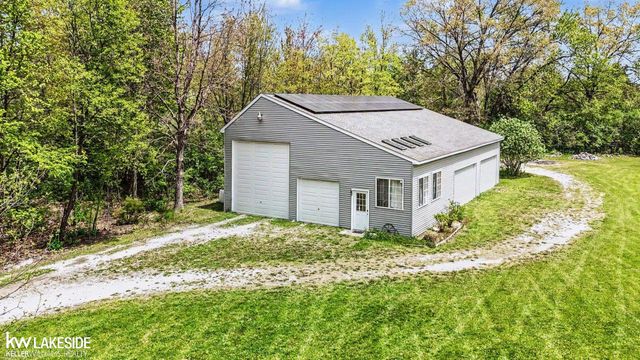 46502 Woodall Road, Shelby Twp, MI 48317