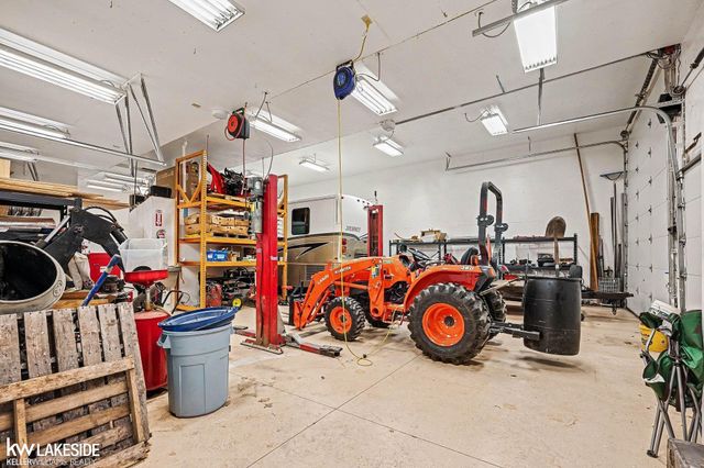 46502 Woodall Road, Shelby Twp, MI 48317