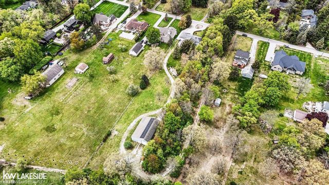46502 Woodall Road, Shelby Twp, MI 48317