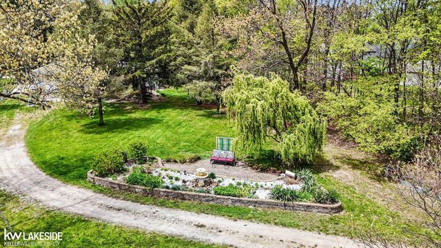 46502 Woodall Road, Shelby Twp, MI 48317