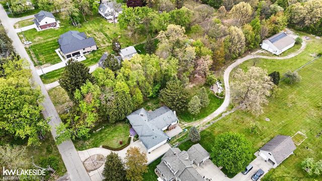 46502 Woodall Road, Shelby Twp, MI 48317