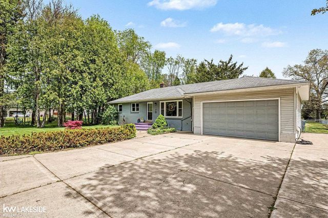 46502 Woodall Road, Shelby Twp, MI 48317