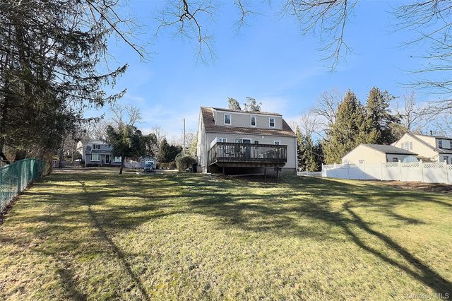 70 Buchanan Street, Pearl River, NY 10965