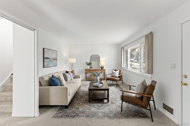 70 Buchanan Street, Pearl River, NY 10965