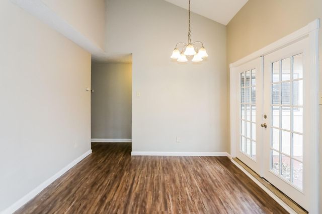 10810 Lakewood Oaks Drive, Sugar Land, TX 77498