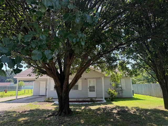 211 N 18th Ave, Paragould, AR 72450