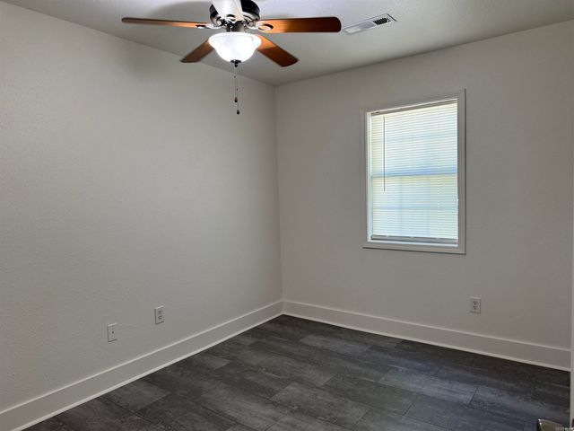211 N 18th Ave, Paragould, AR 72450