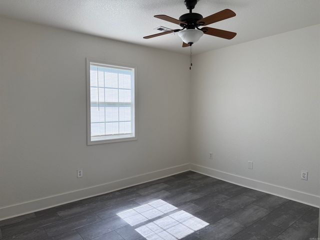 211 N 18th Ave, Paragould, AR 72450