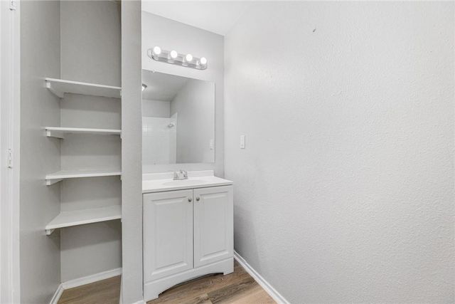 5645 Pinon Vista DR, Austin, TX 78724