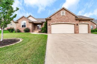 12708 E Cherry Creek Ct, Wichita, KS 67207