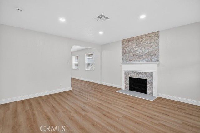 4392 Elm, Long Beach, CA 90807