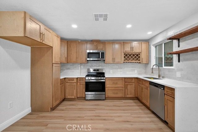 4392 Elm, Long Beach, CA 90807