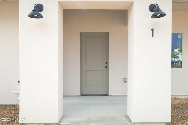 3390 E 1st Street, Tucson, AZ 85716