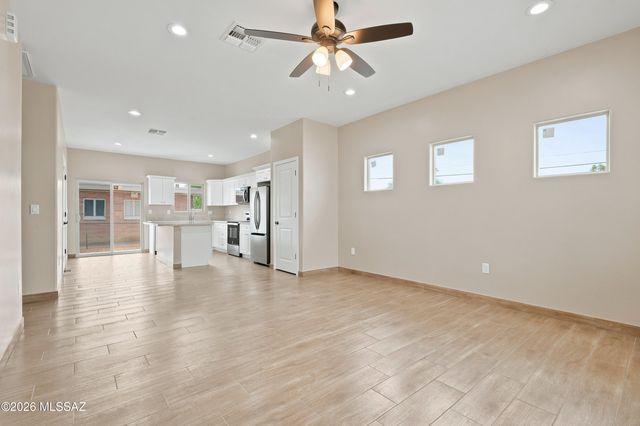 3390 E 1st Street, Tucson, AZ 85716