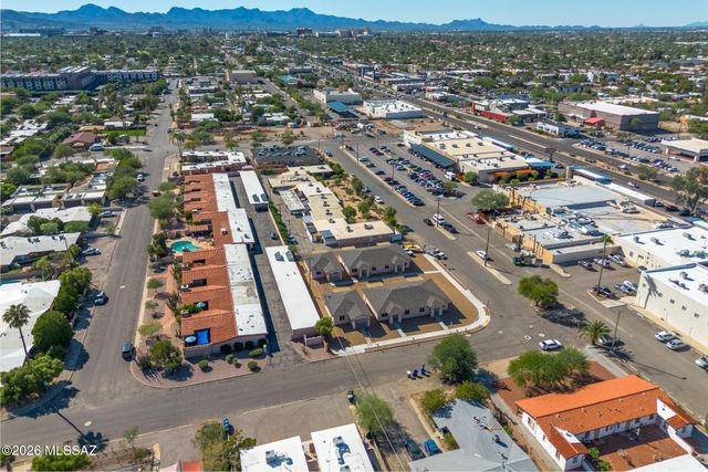 3390 E 1st Street, Tucson, AZ 85716