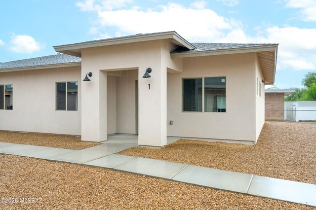 3390 E 1st Street, Tucson, AZ 85716