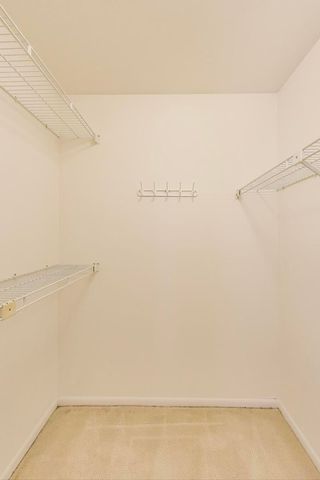 422 58th Place 7, Hinsdale, IL 60521