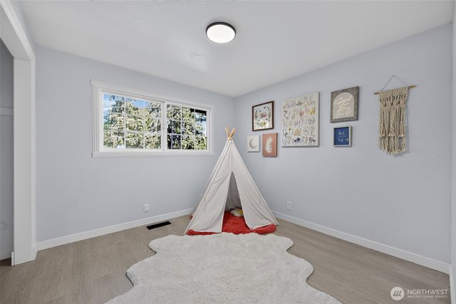 33907 23rd Avenue SW, Federal Way, WA 98023