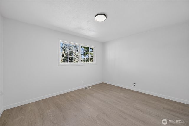 33907 23rd Avenue SW, Federal Way, WA 98023